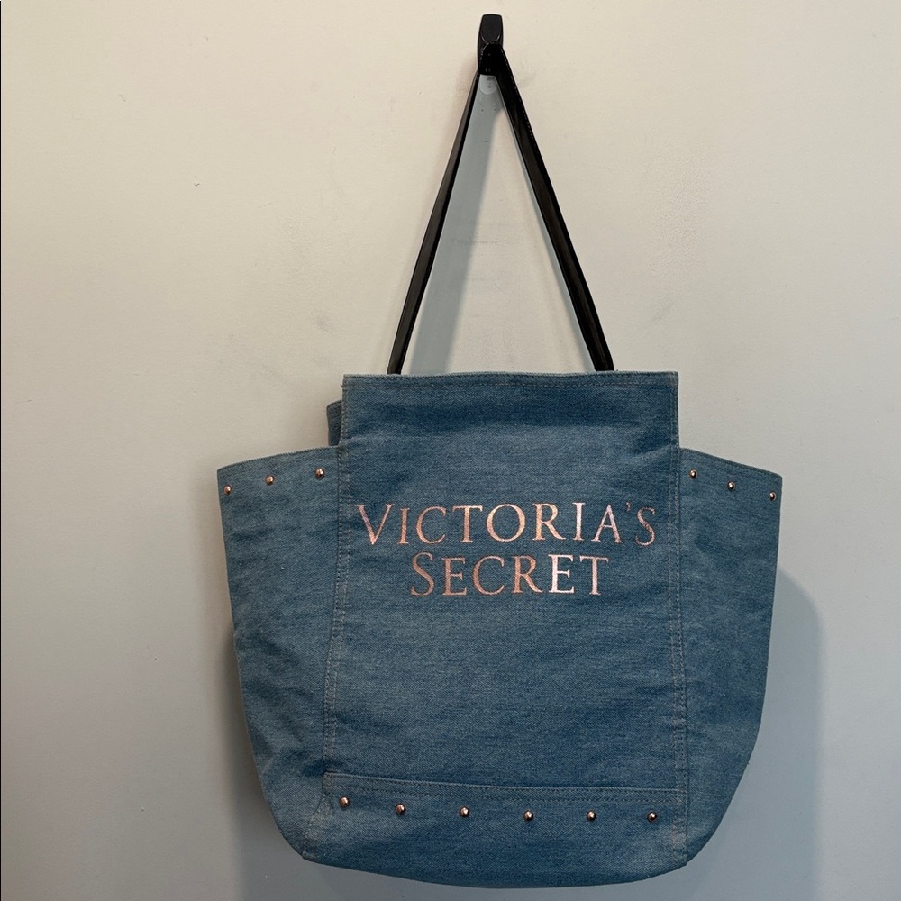 Victoria’s Secret Denim Blue Tote Black Straps Stud Detail Logo Bag - Picture 2 of 15